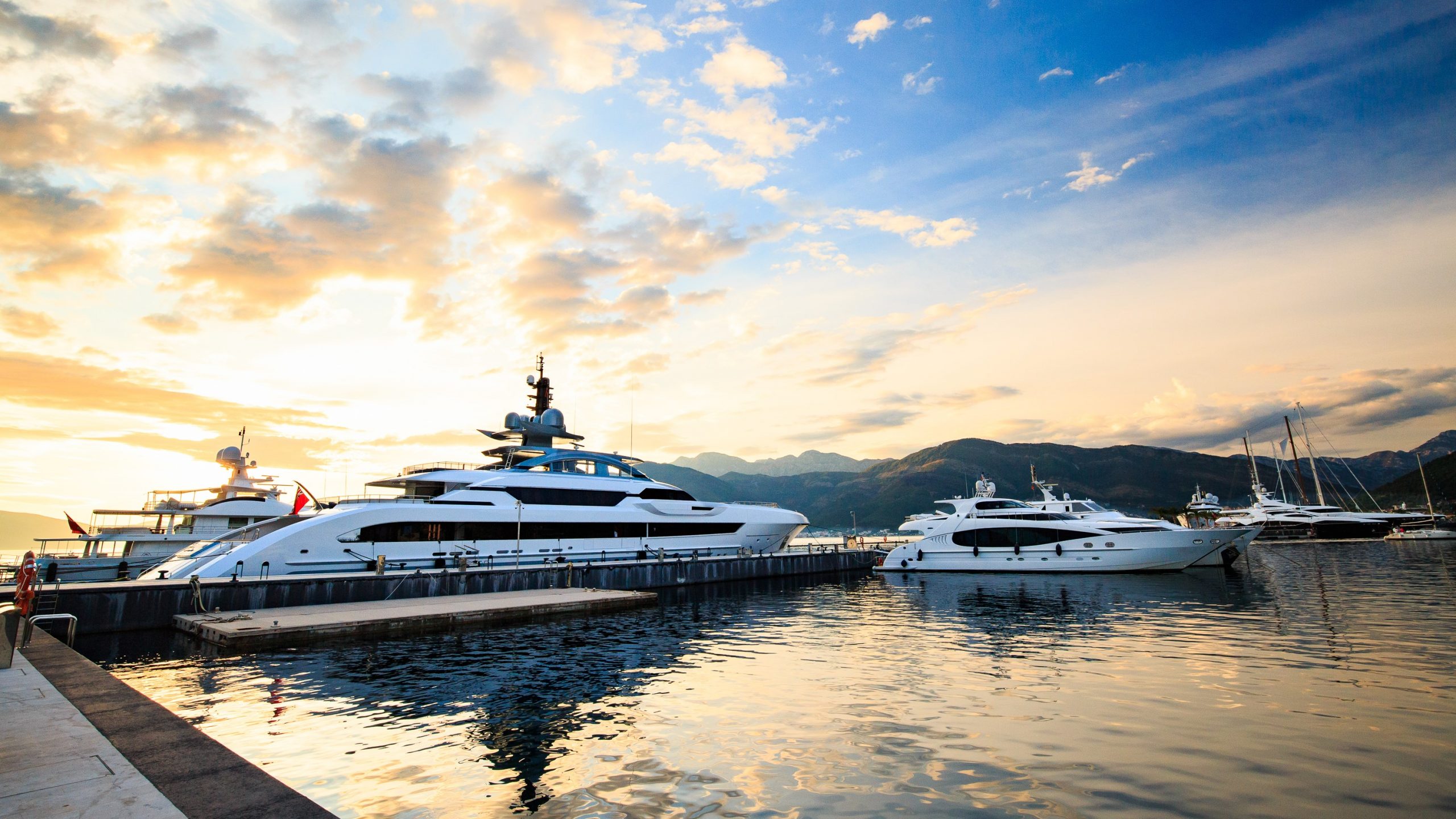 Luxury,Yacht,Marina.,Port,In,Mediterranean,Sea,At,Sunset.